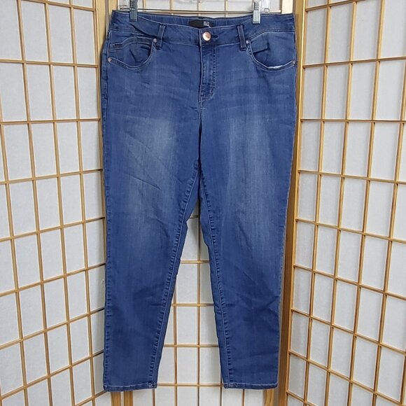 1822 Denim Denim - 1822 Denim blue jeans EUC size 16